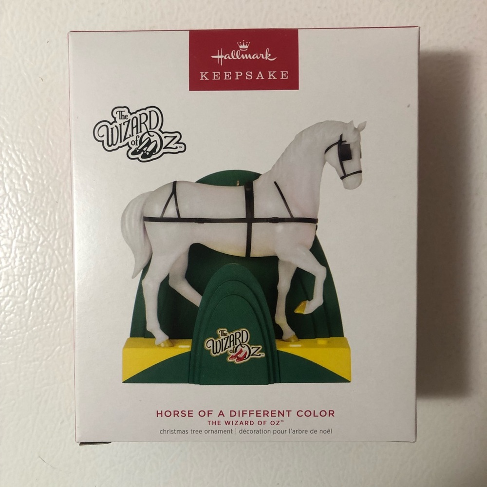 2023 Hallmark Keepsake Horse of a Different Color Ornament Wizard of Oz MAGIC